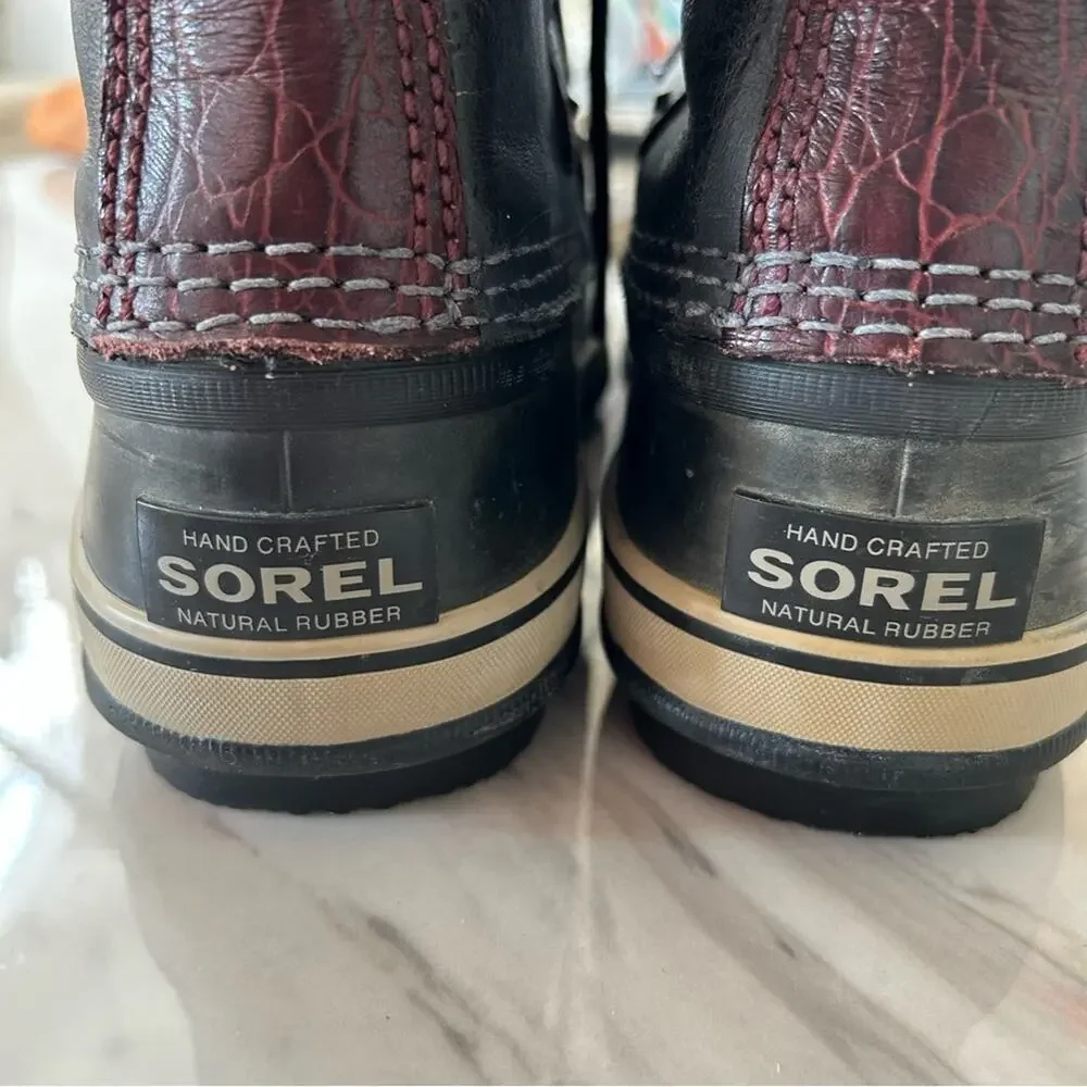 Sorel Joan of Arctic Black and Burgundy Embossed Alligator Leather Fur Boot